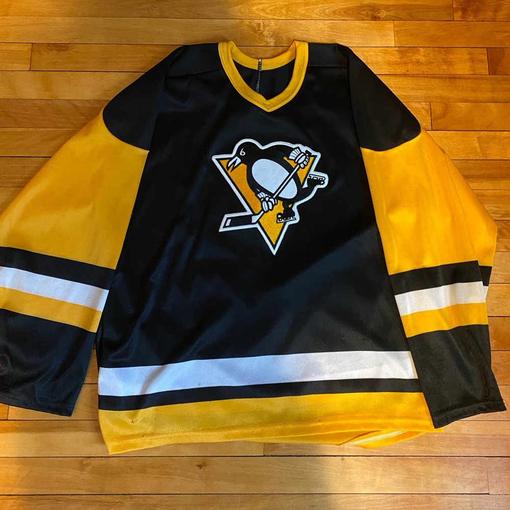 Penguins CCM Jersey Men’s XL